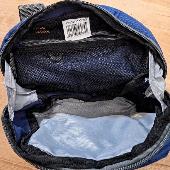Outdoor Products Essential Waist Pack Blue 146 cubic inches NWT - Picture 4 of 6